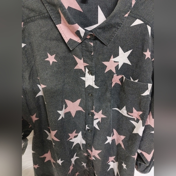 Torrid Taylor relaxed fit rayon twill button up shirt star design long sleeve 5X - Picture 8 of 15